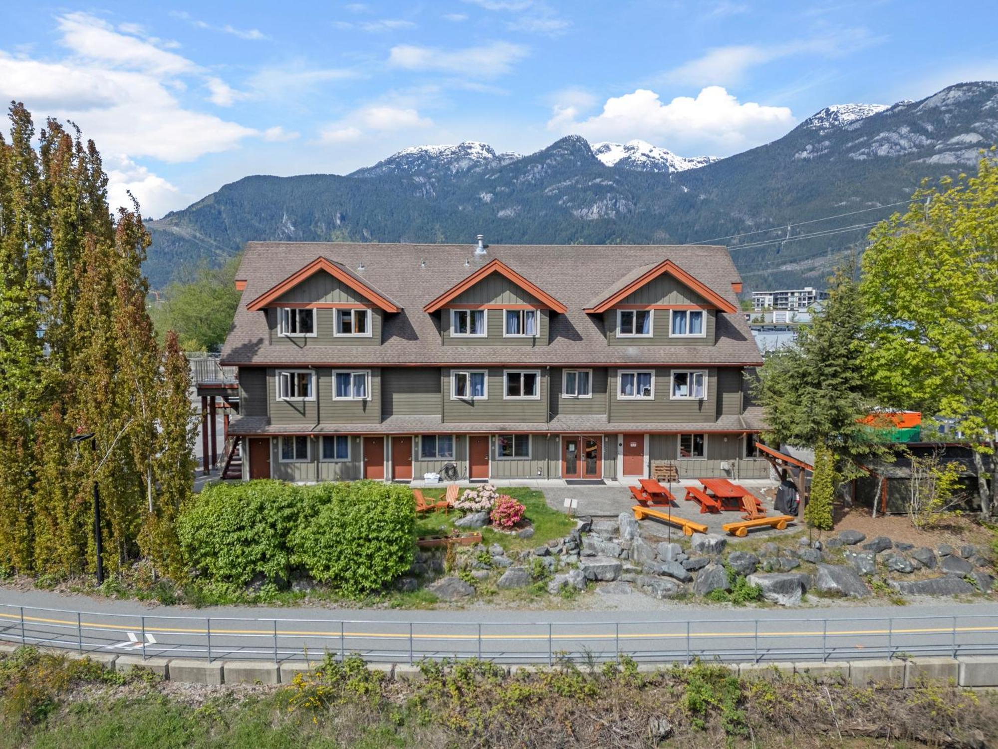 Squamish Adventure Inn Exteriér fotografie